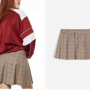 H&M Pleated Skirt